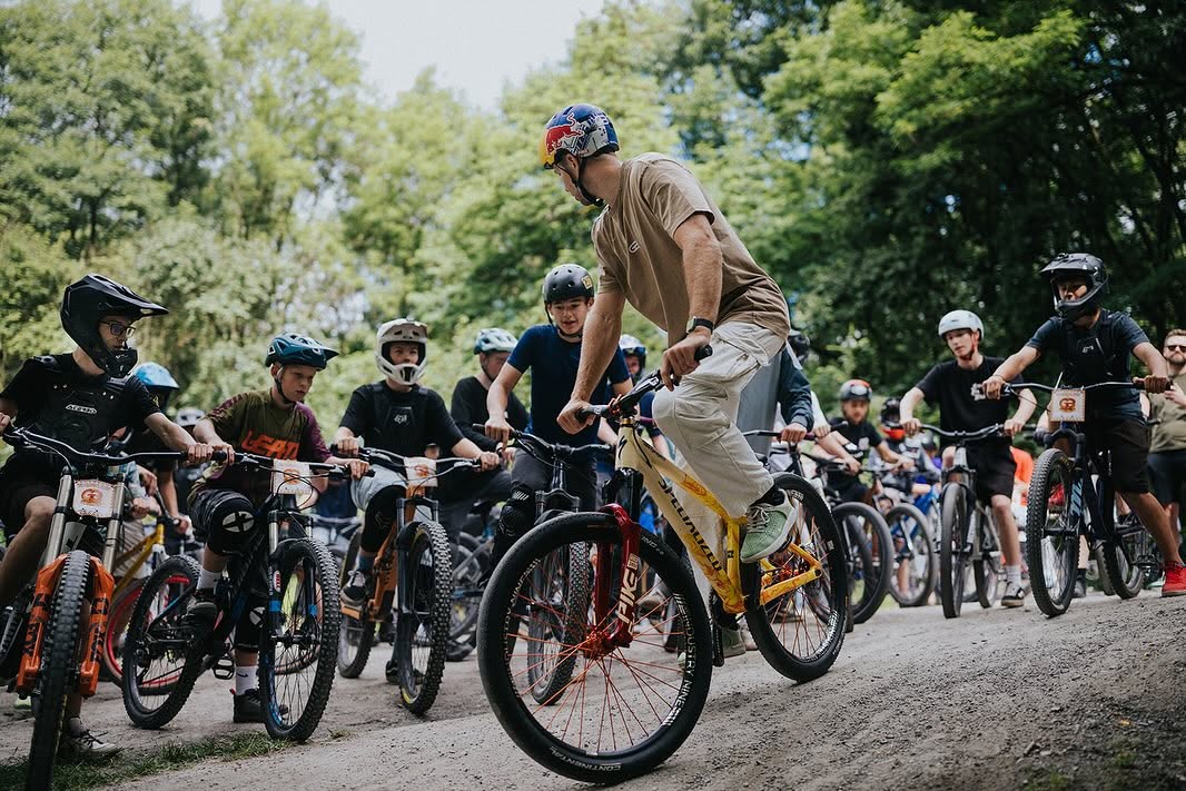 Bikes for Breakfast z Dawidem Godźkiem